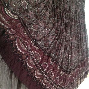 🎈Elie Tahari Silk skirt